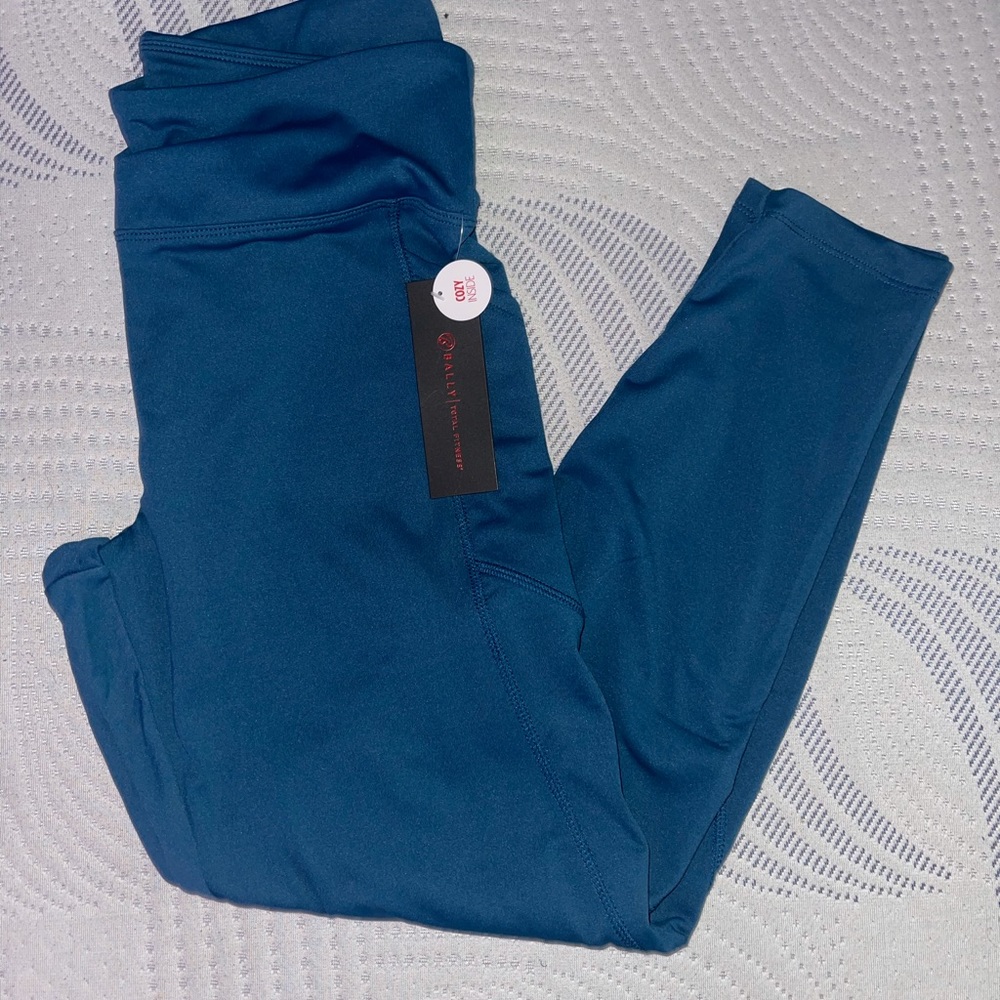 Blue leggings with pockets